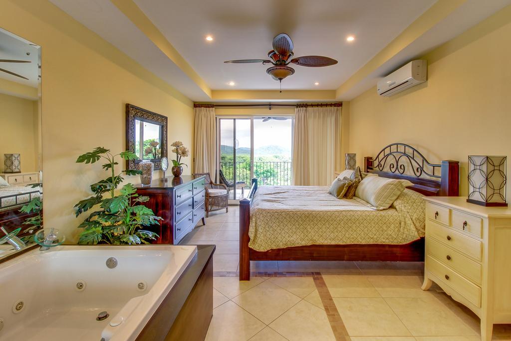 Naxos 16 Appartement Tamarindo Buitenkant foto